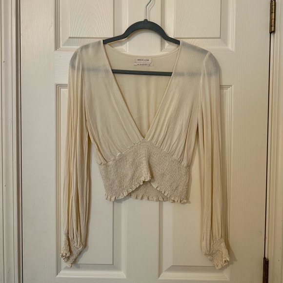 Urban Outfitters UO Ruth V-Neck Blouse in White - Picture 8 of 9